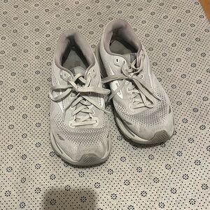 Brooks Ghost Tennis shoes